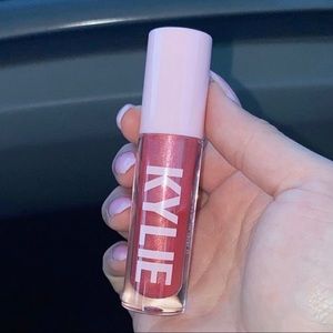 Kylie Cosmetics High Gloss “Slept on”